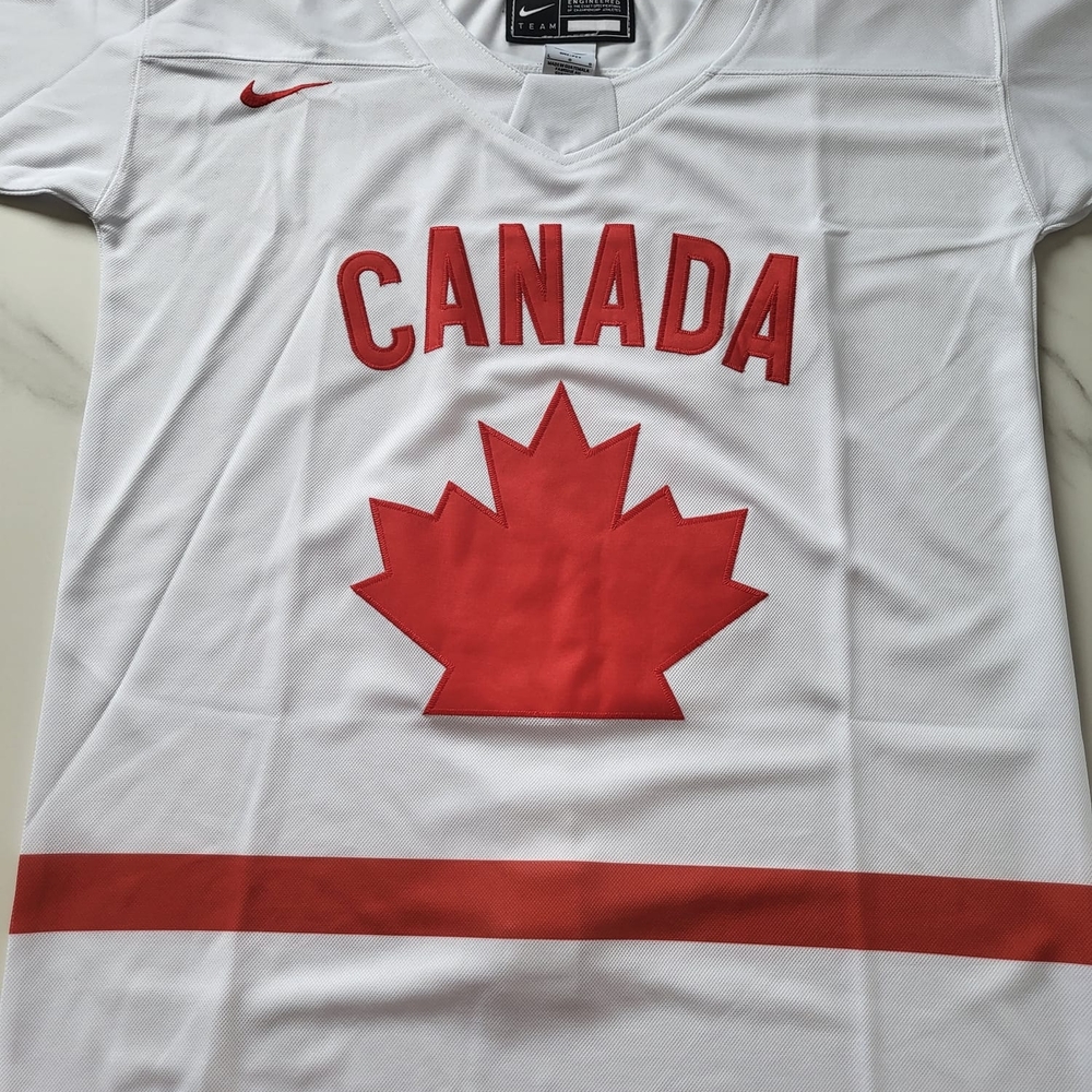 White Mckenna Team Canada Hockey Jersey 2026